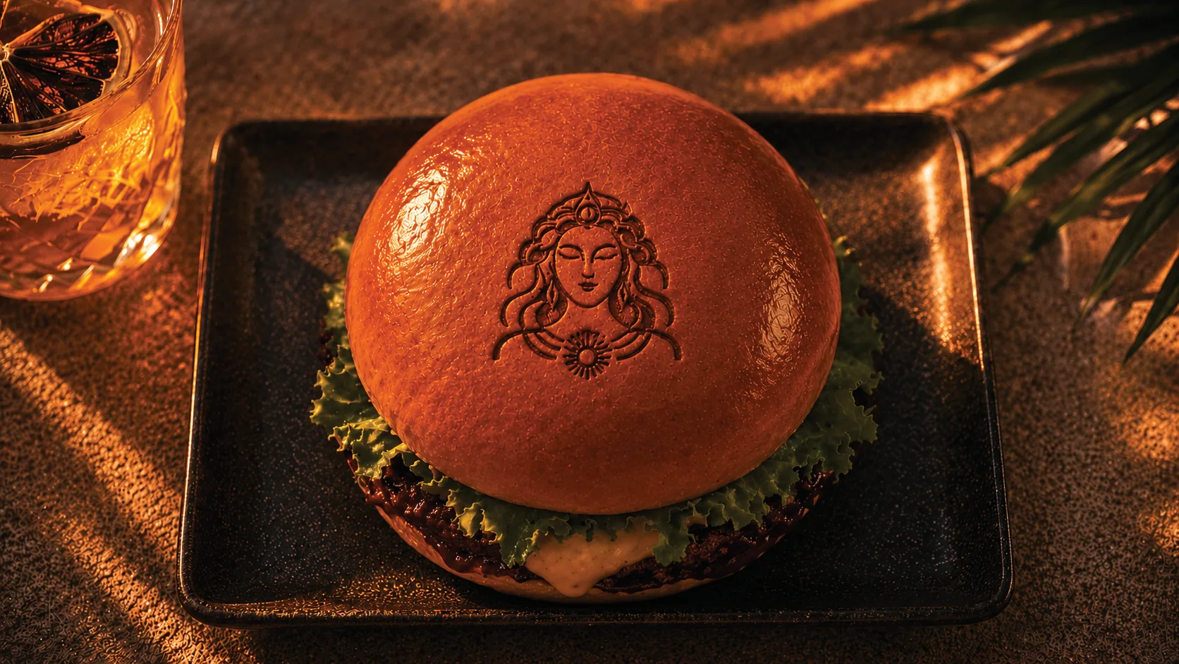 Solis Signature Burger